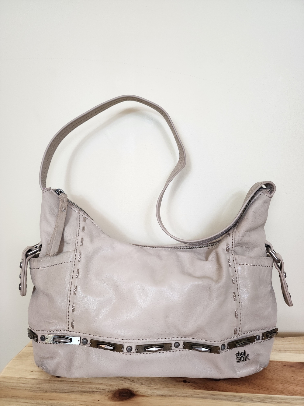 The Sak Kendra Y2K Hobo Shoulder Bag Leather Studded Embellished Gray Taupe VTG
